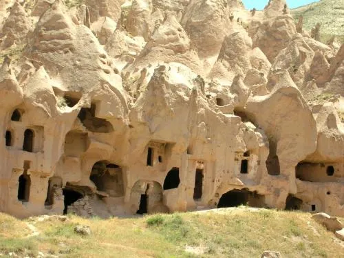 Walking and Exploration Tour in Ancient Times 3